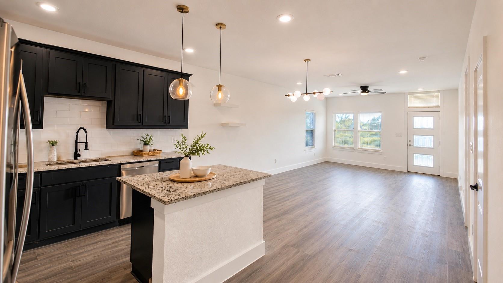 property viewer photo 2