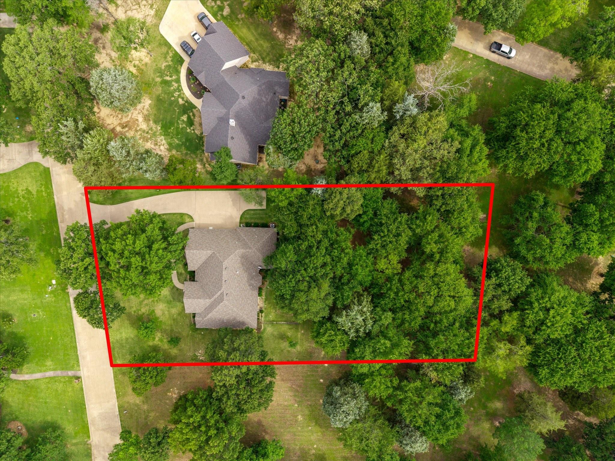 main property photo 37