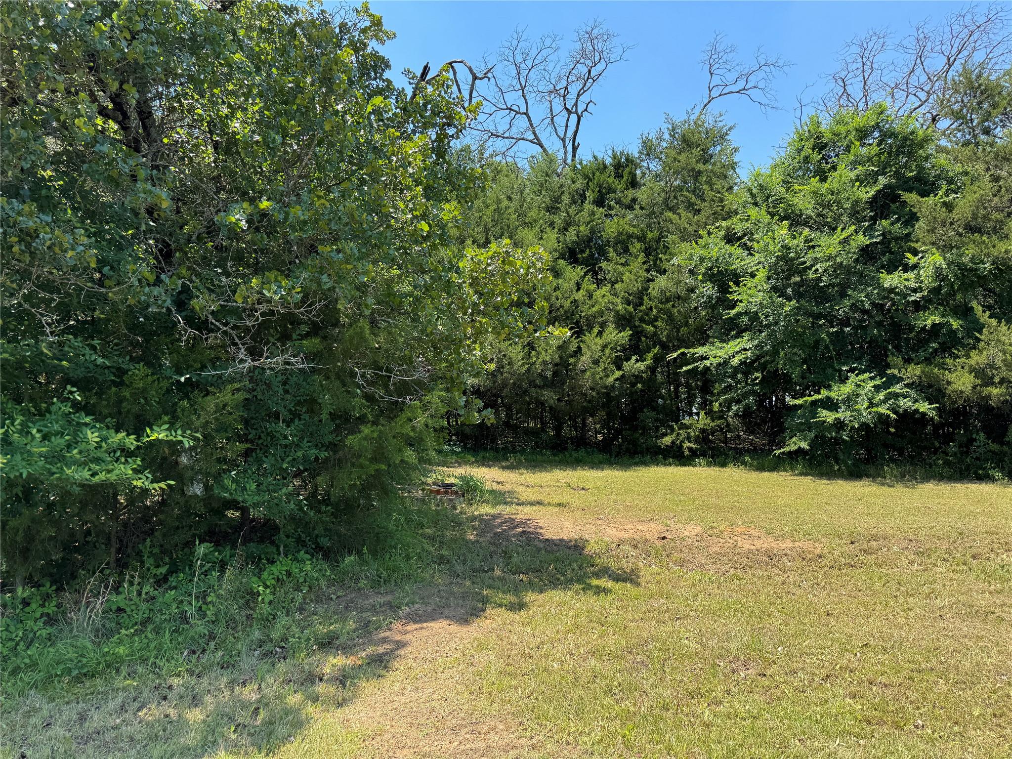 main property photo 27