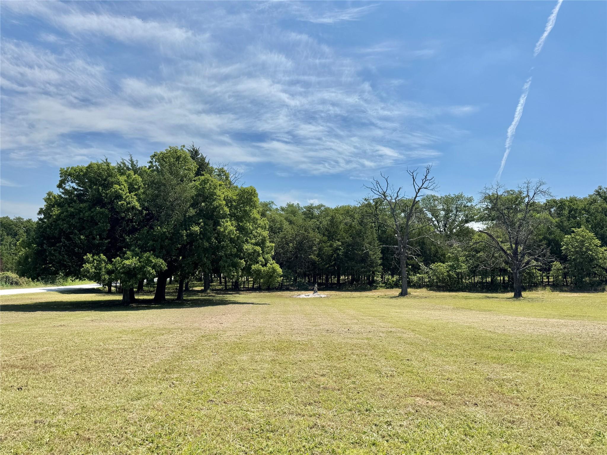 main property photo 33