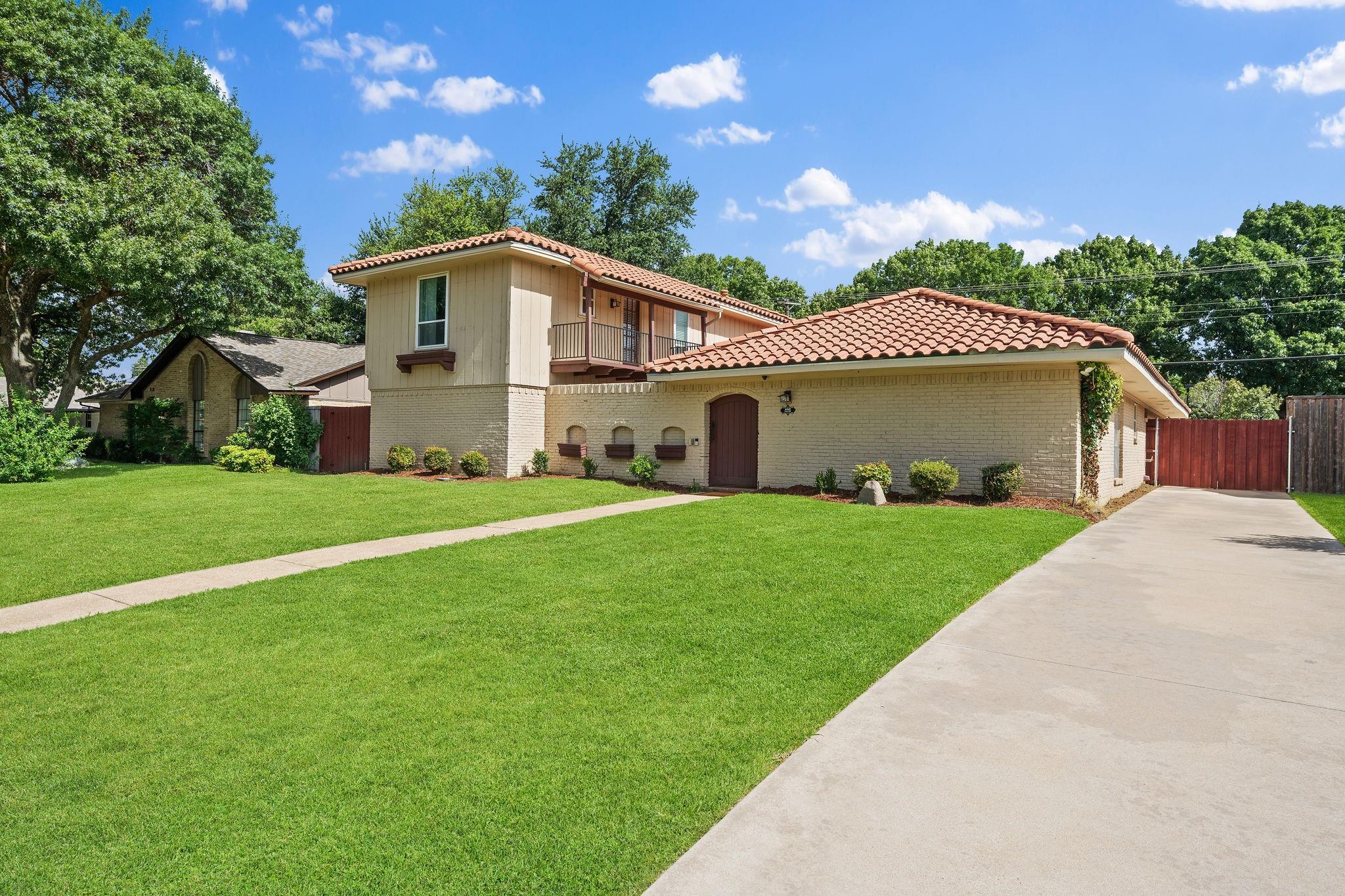 main property photo 5