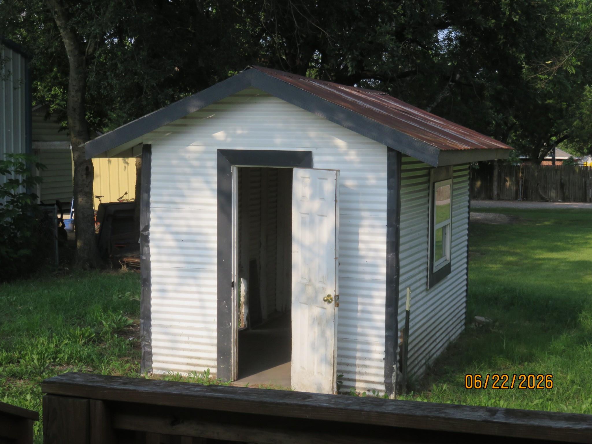 main property photo 14