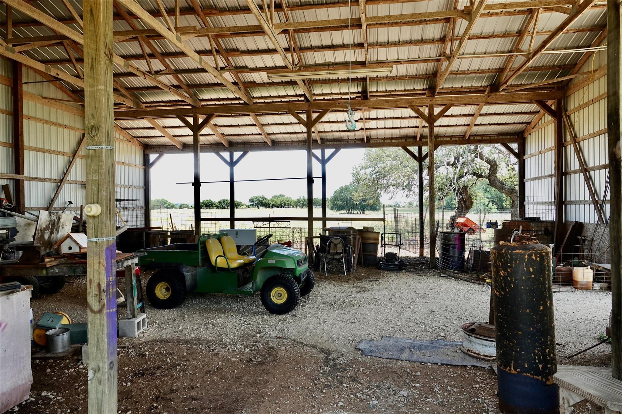 main property photo 38