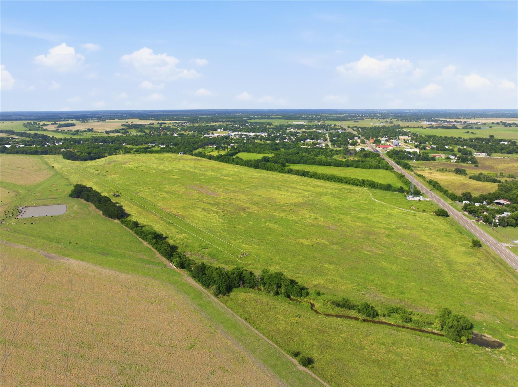 main property photo 18