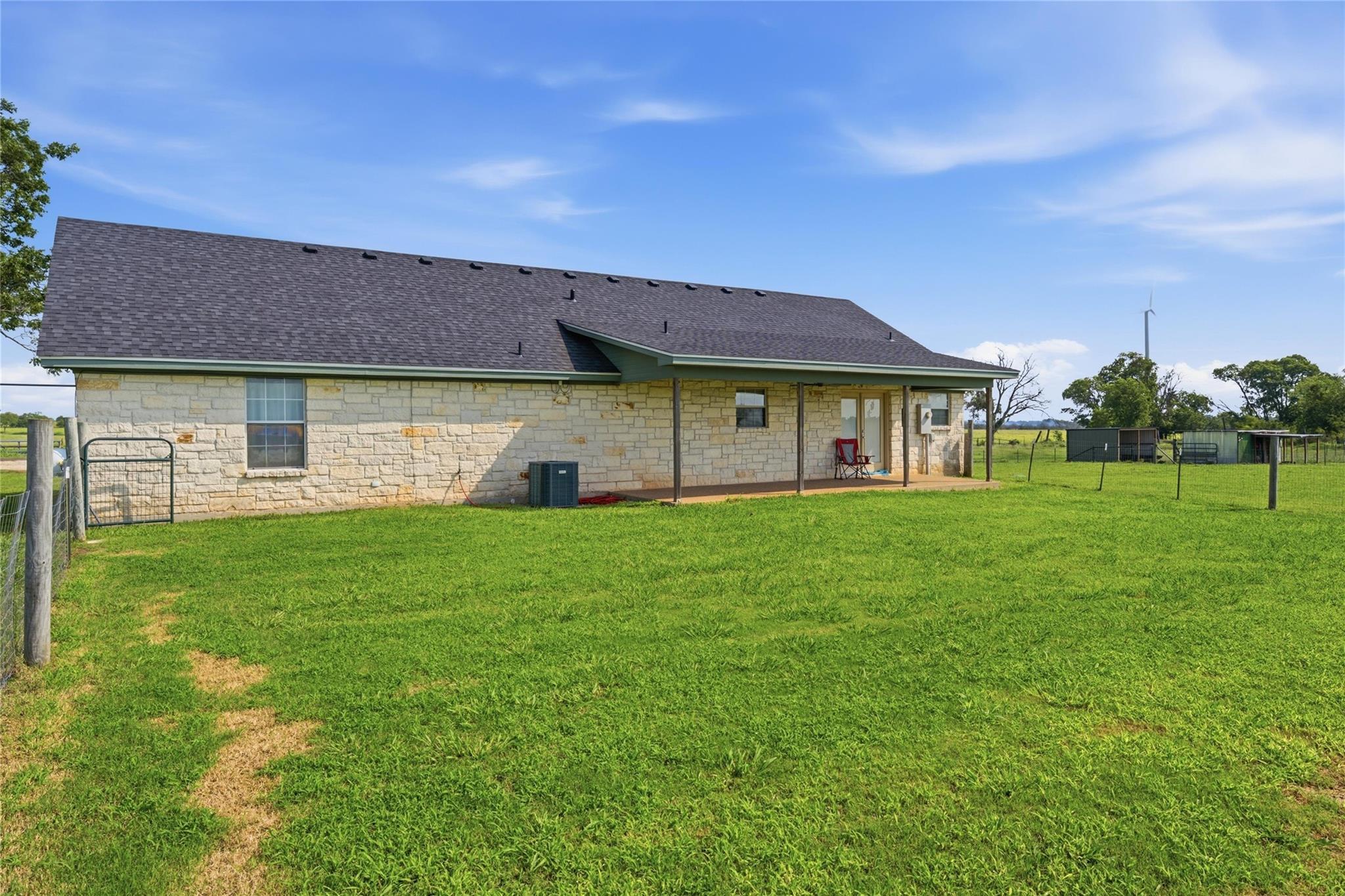 main property photo 23