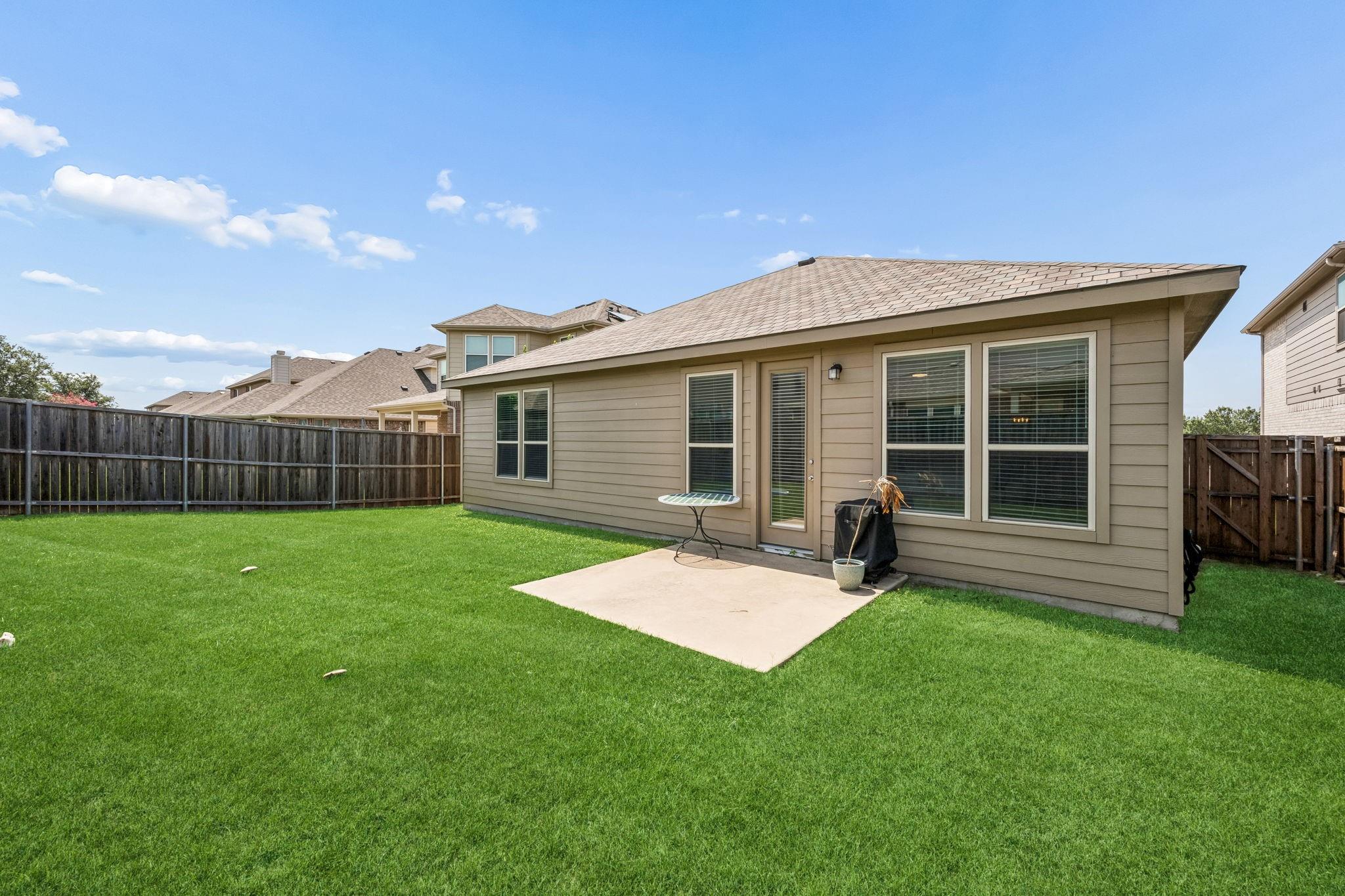main property photo 22