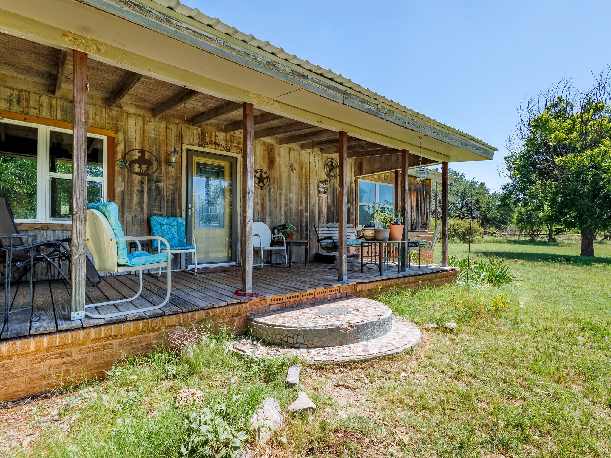 main property photo 29