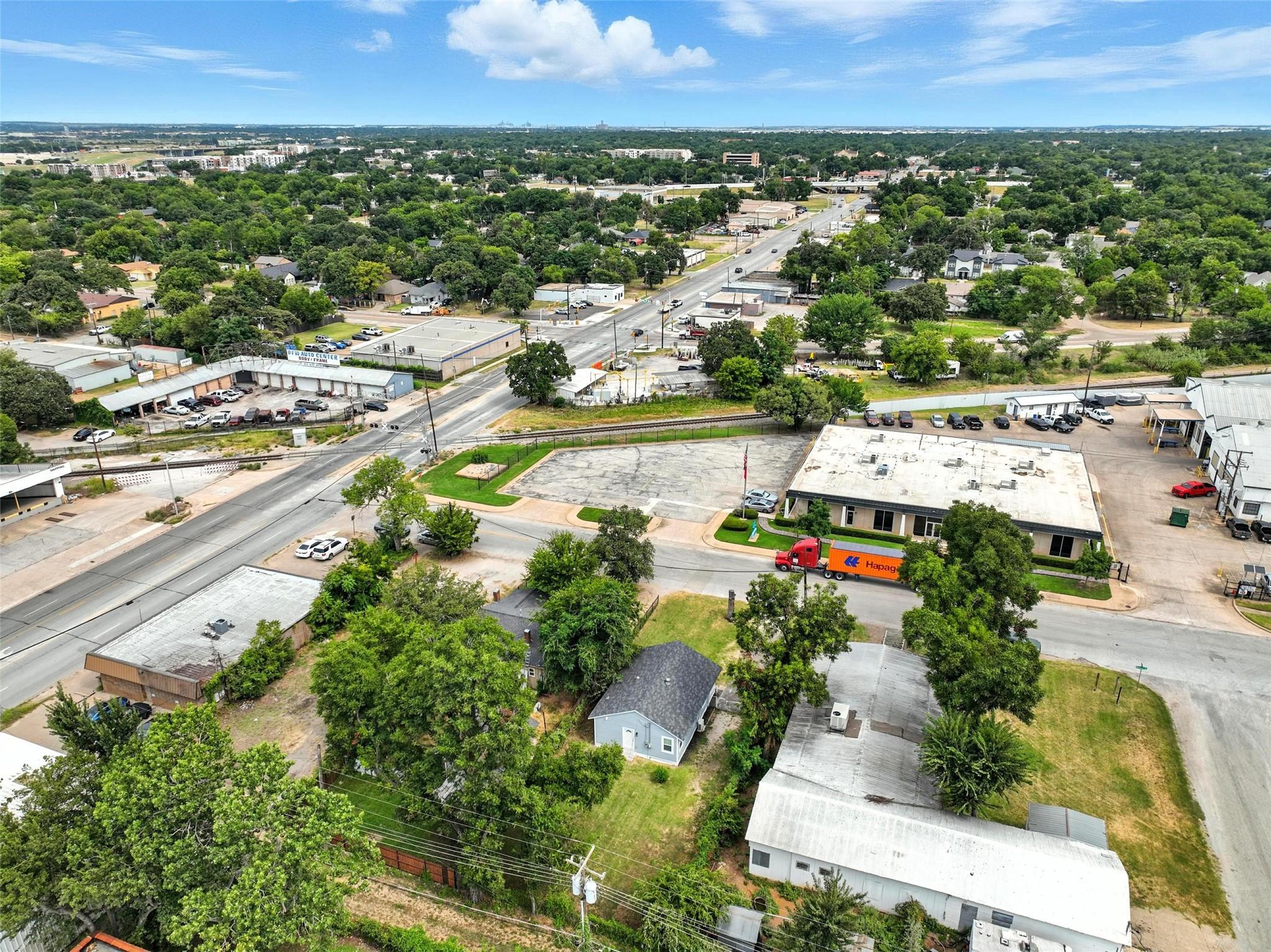 main property photo 21