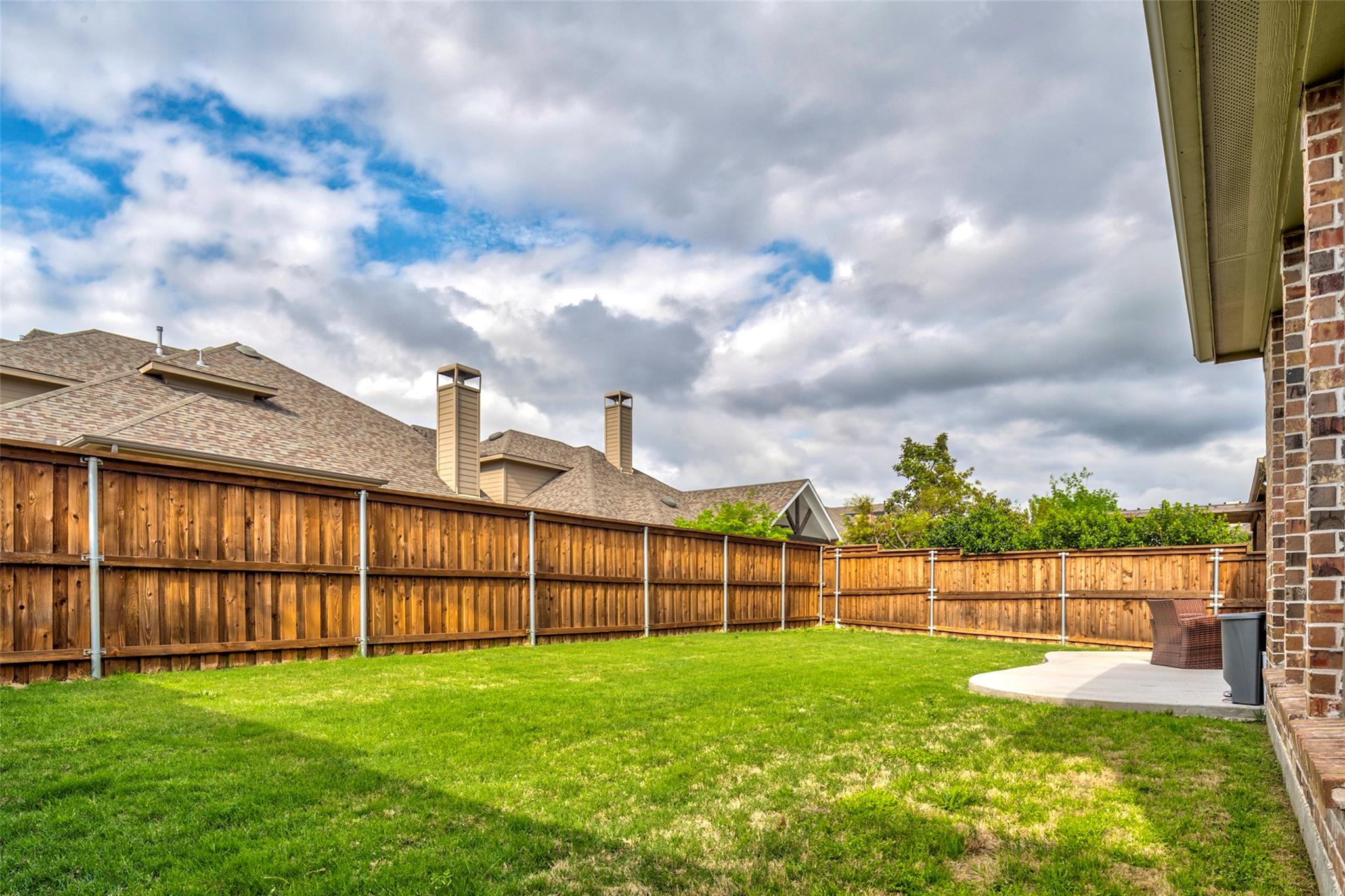 main property photo 38