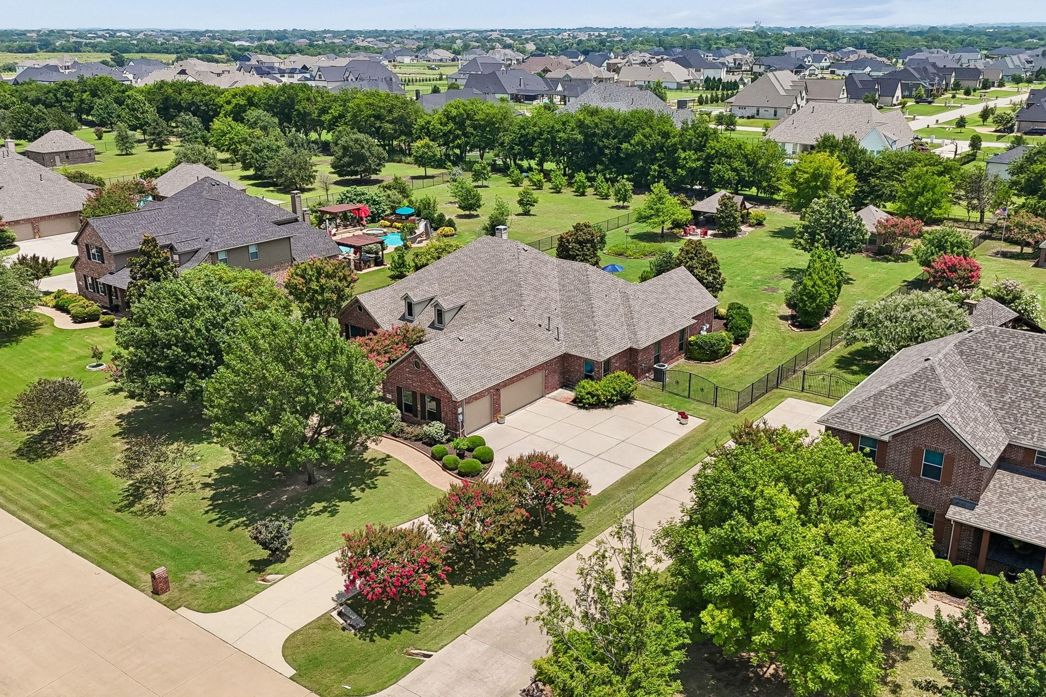 main property photo 39
