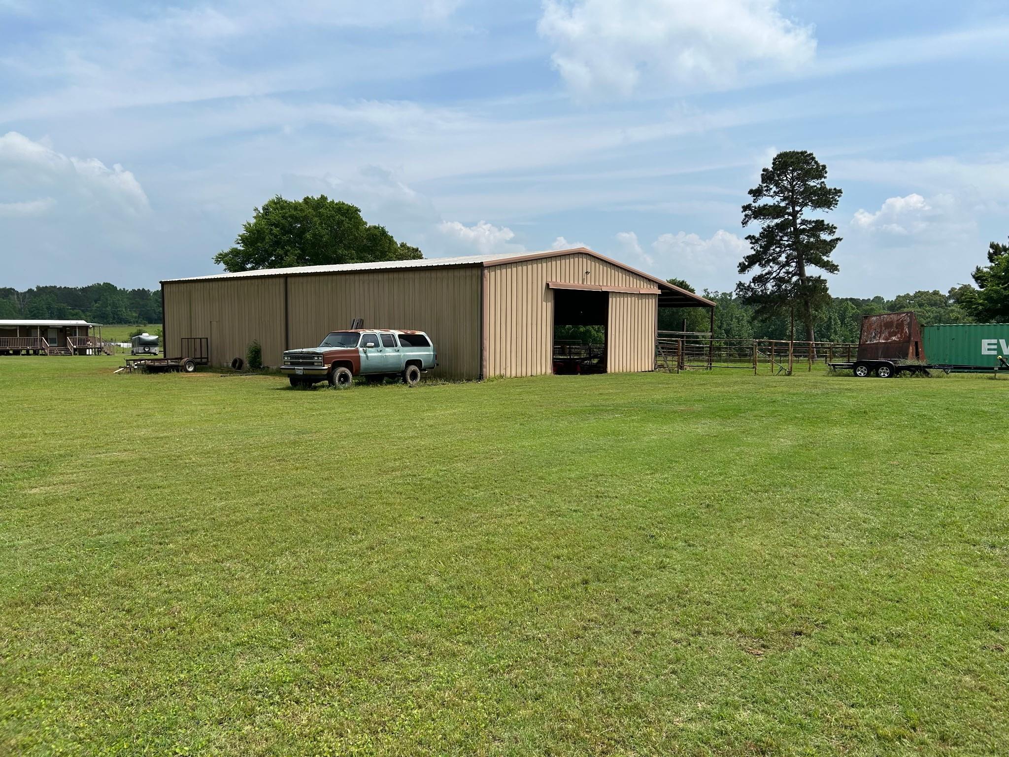 main property photo 37