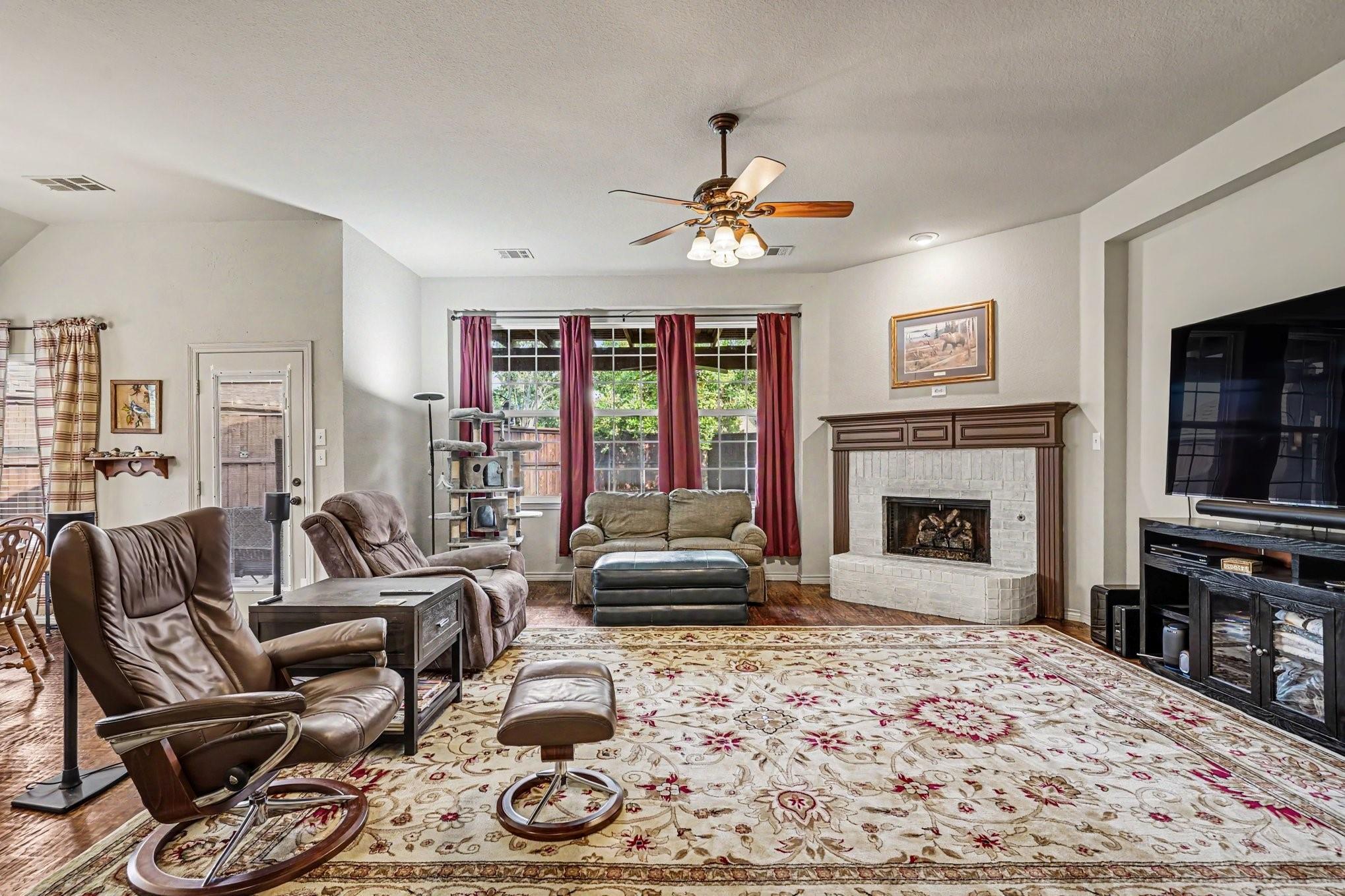 property viewer photo 17