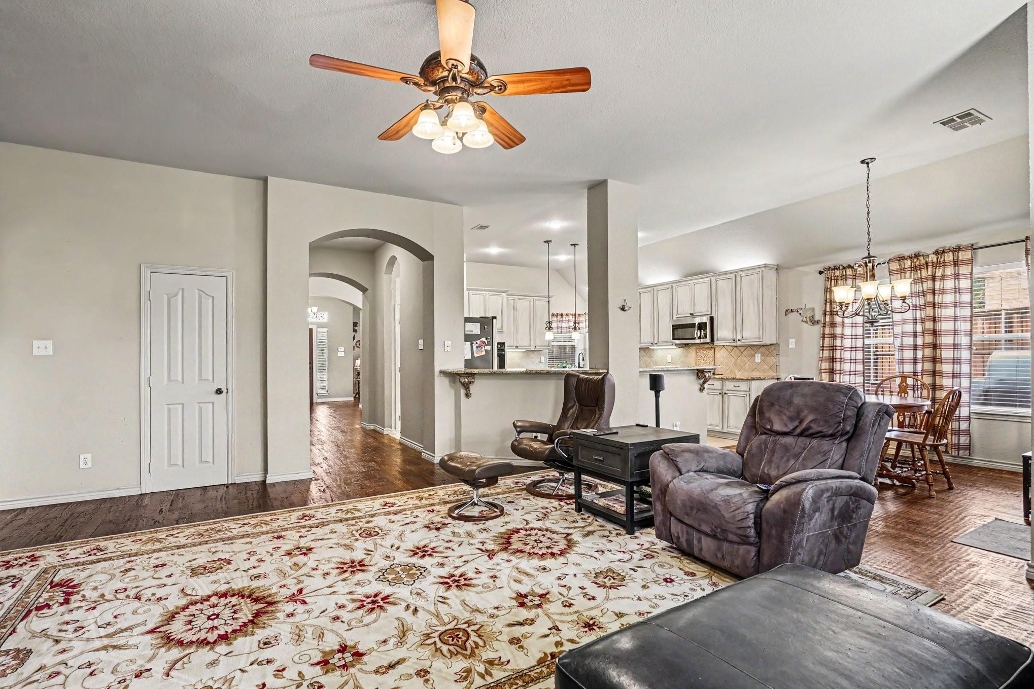 property viewer photo 20
