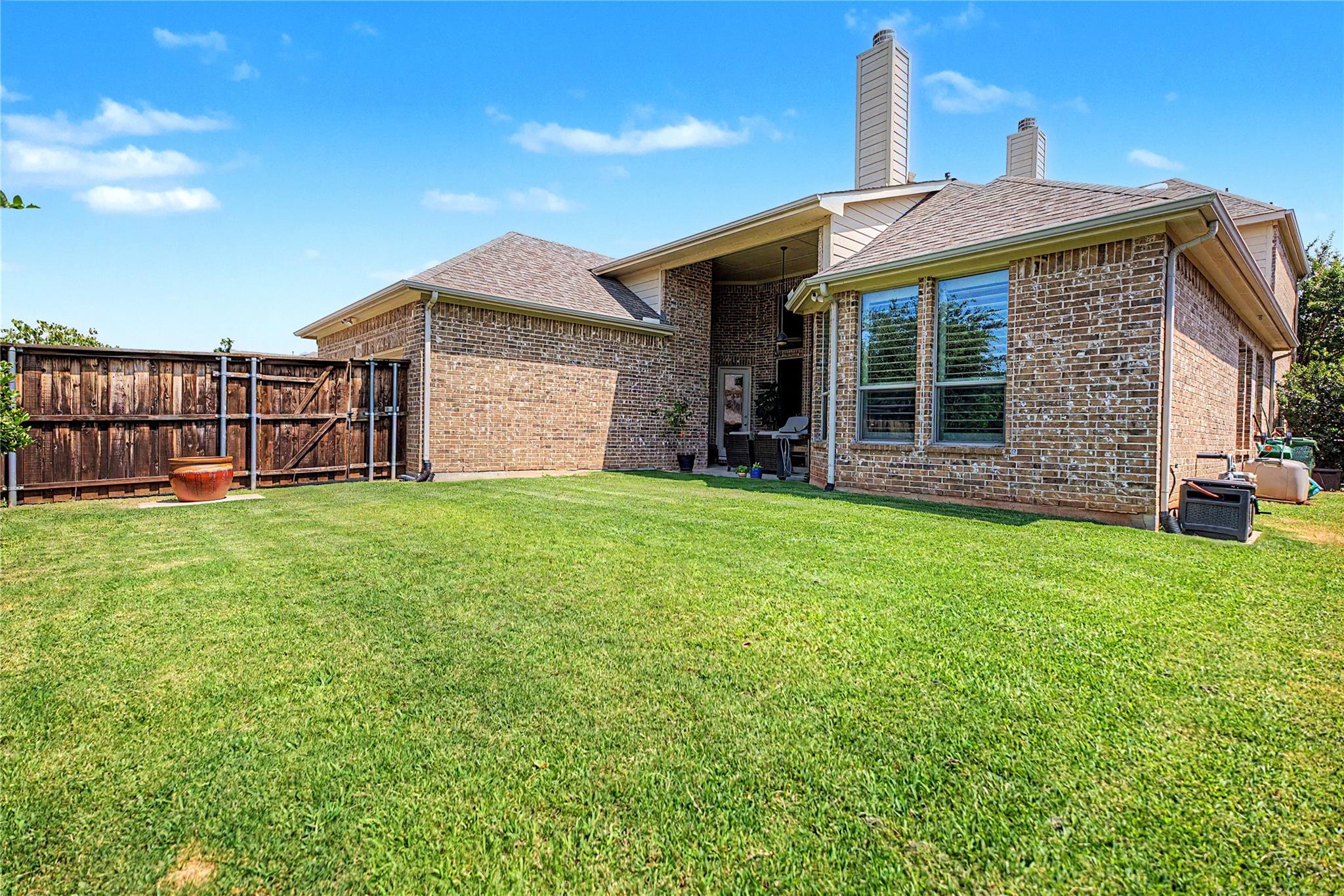 main property photo 38