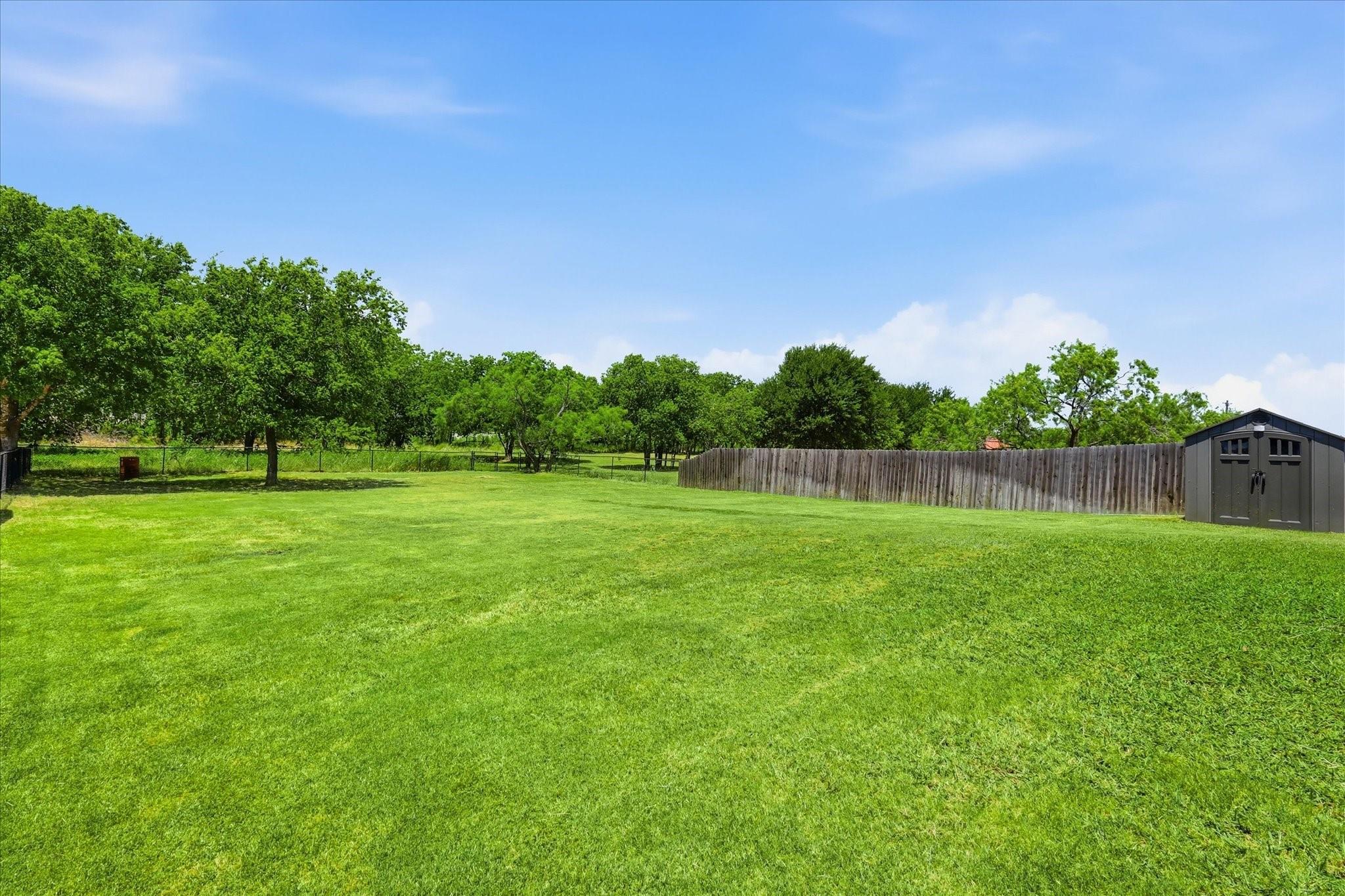 property viewer photo 16