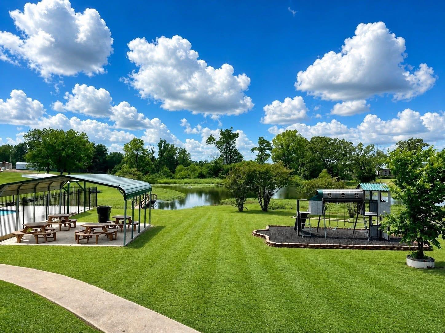 main property photo 16