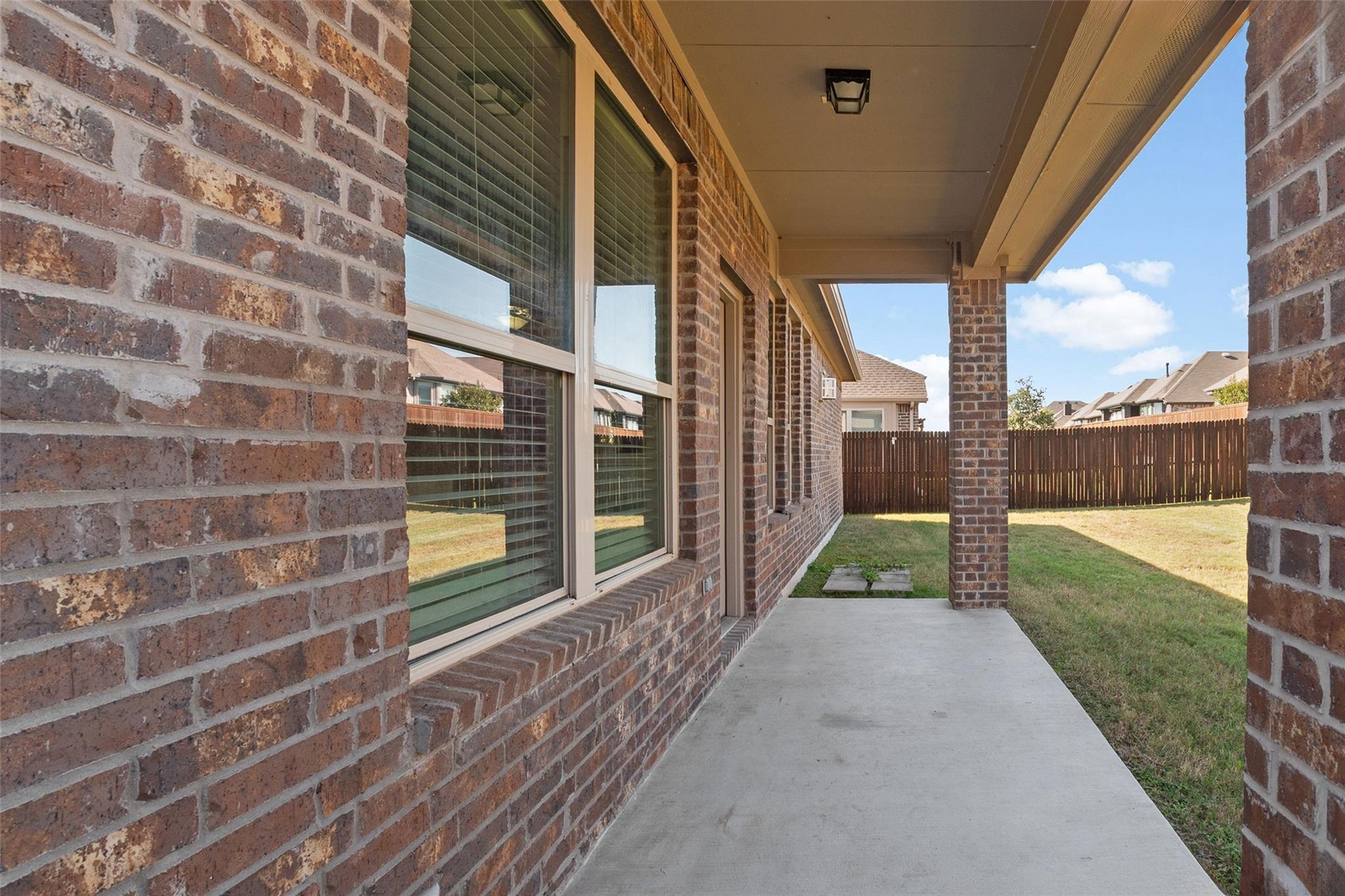 main property photo 37