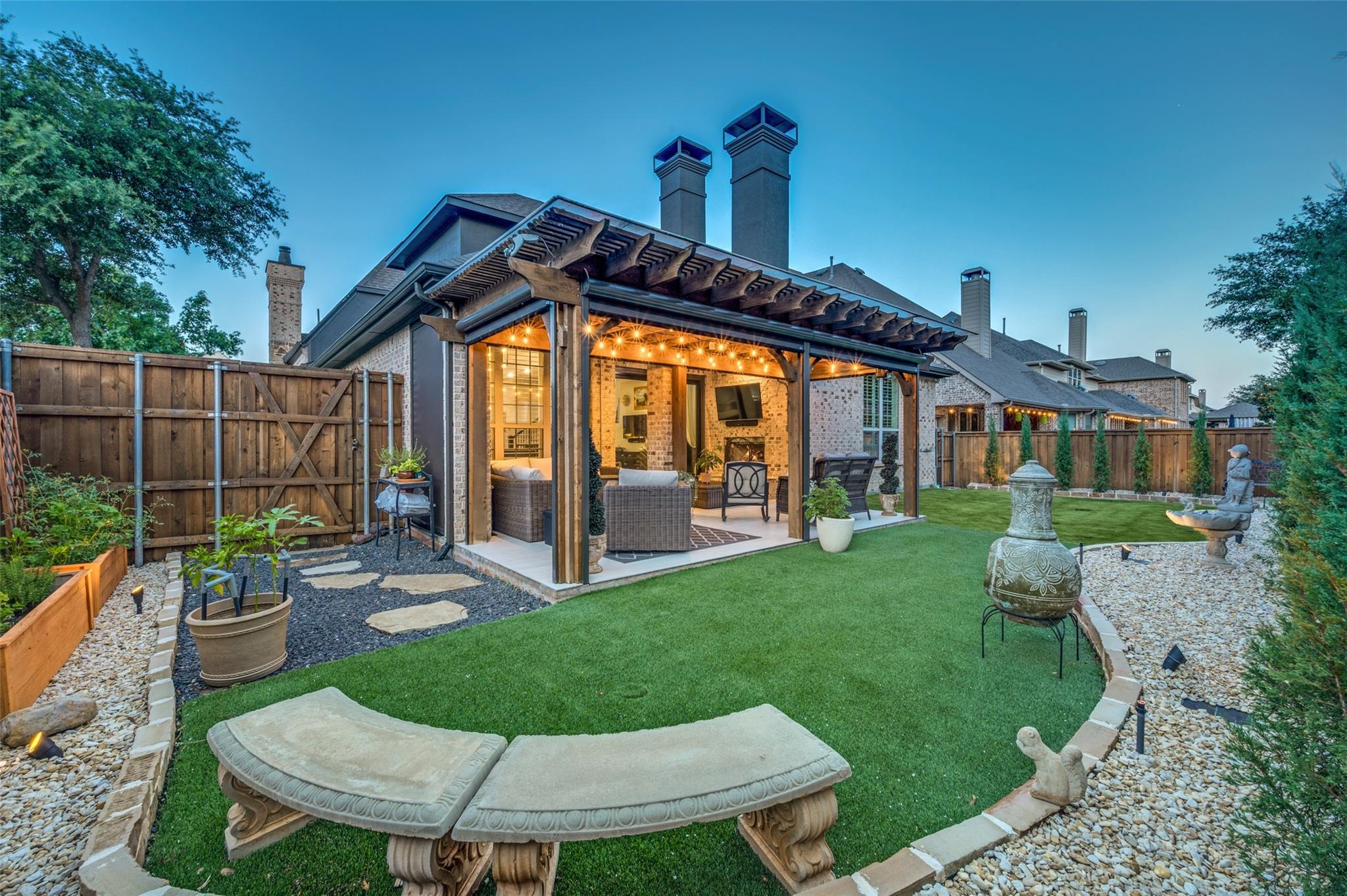 main property photo 31