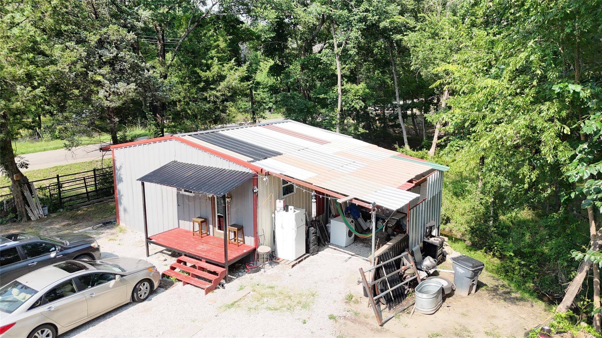 main property photo 27