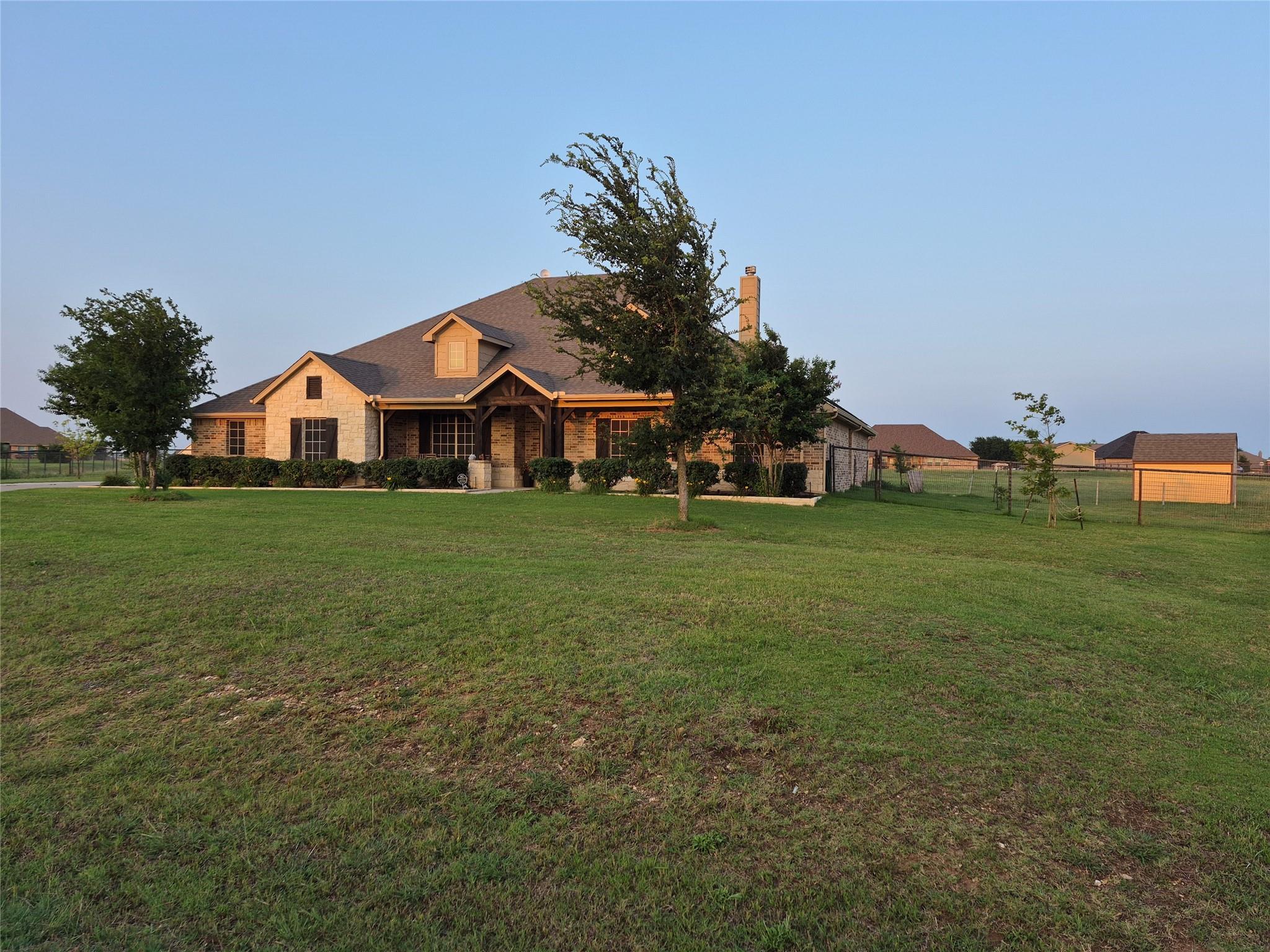 main property photo 20