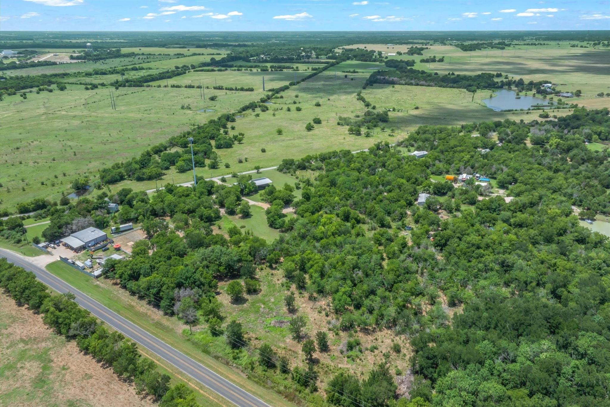 main property photo 13