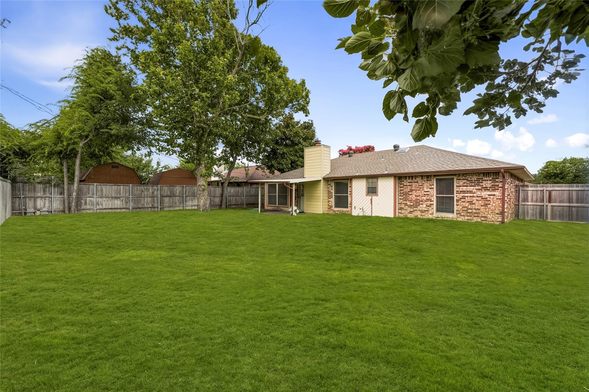 main property photo 18