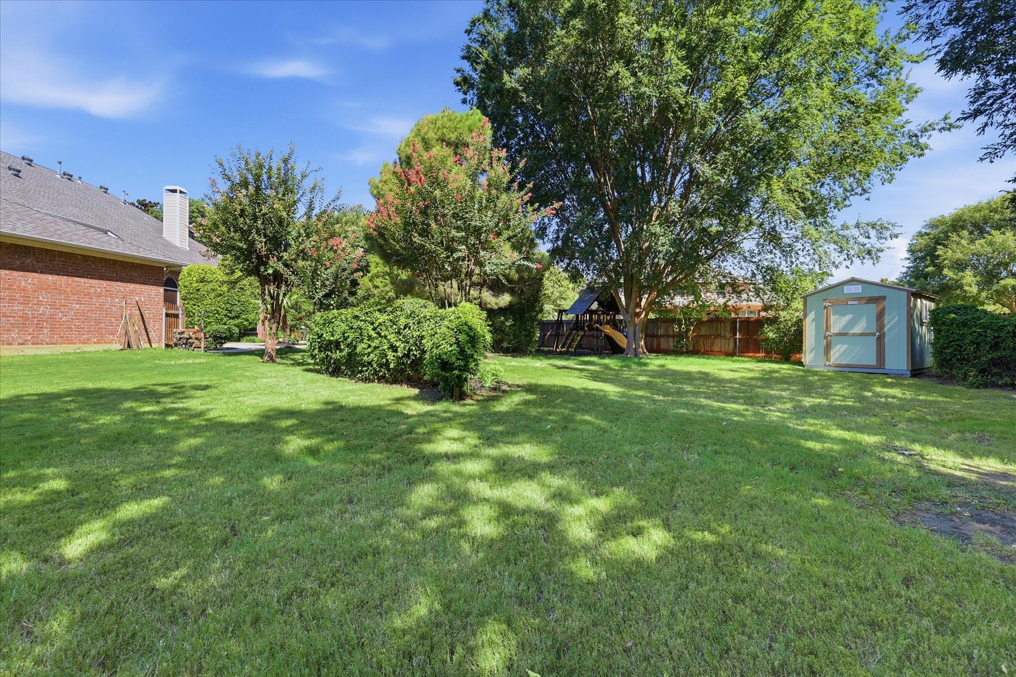 main property photo 29