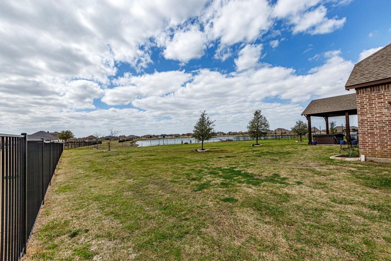 main property photo 27