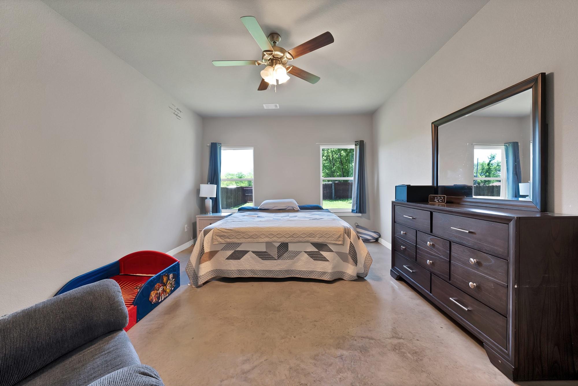 main property photo 20