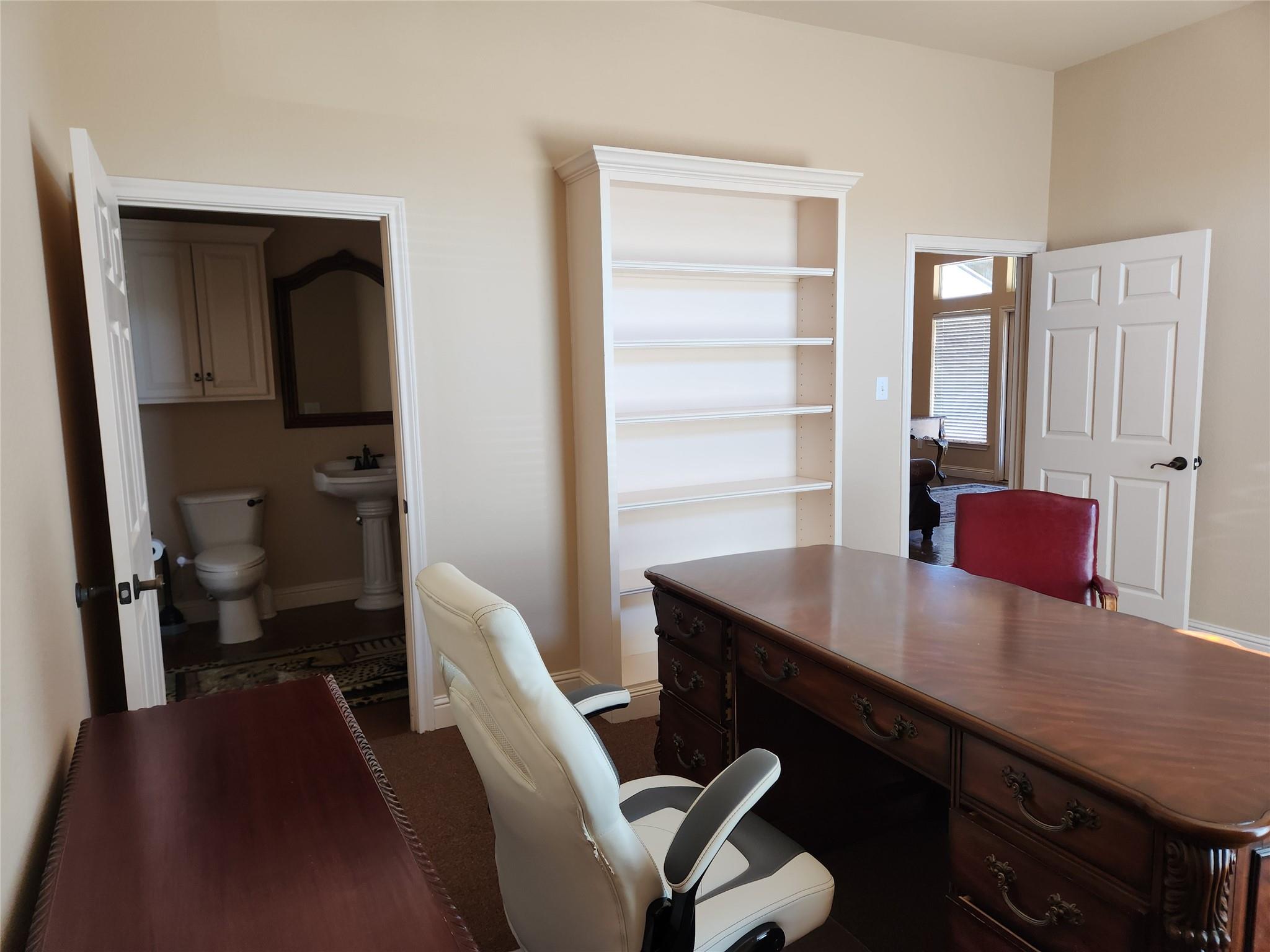 main property photo 6