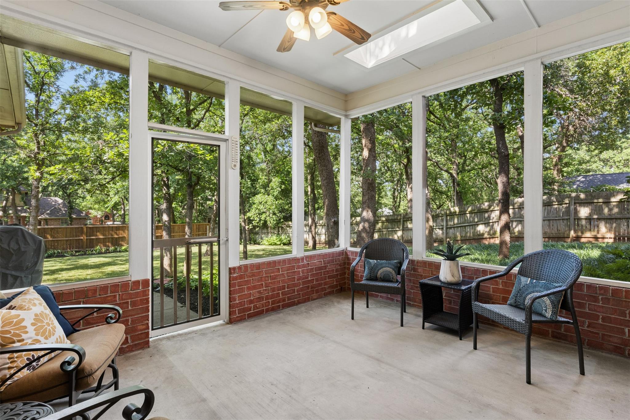 property viewer photo 1