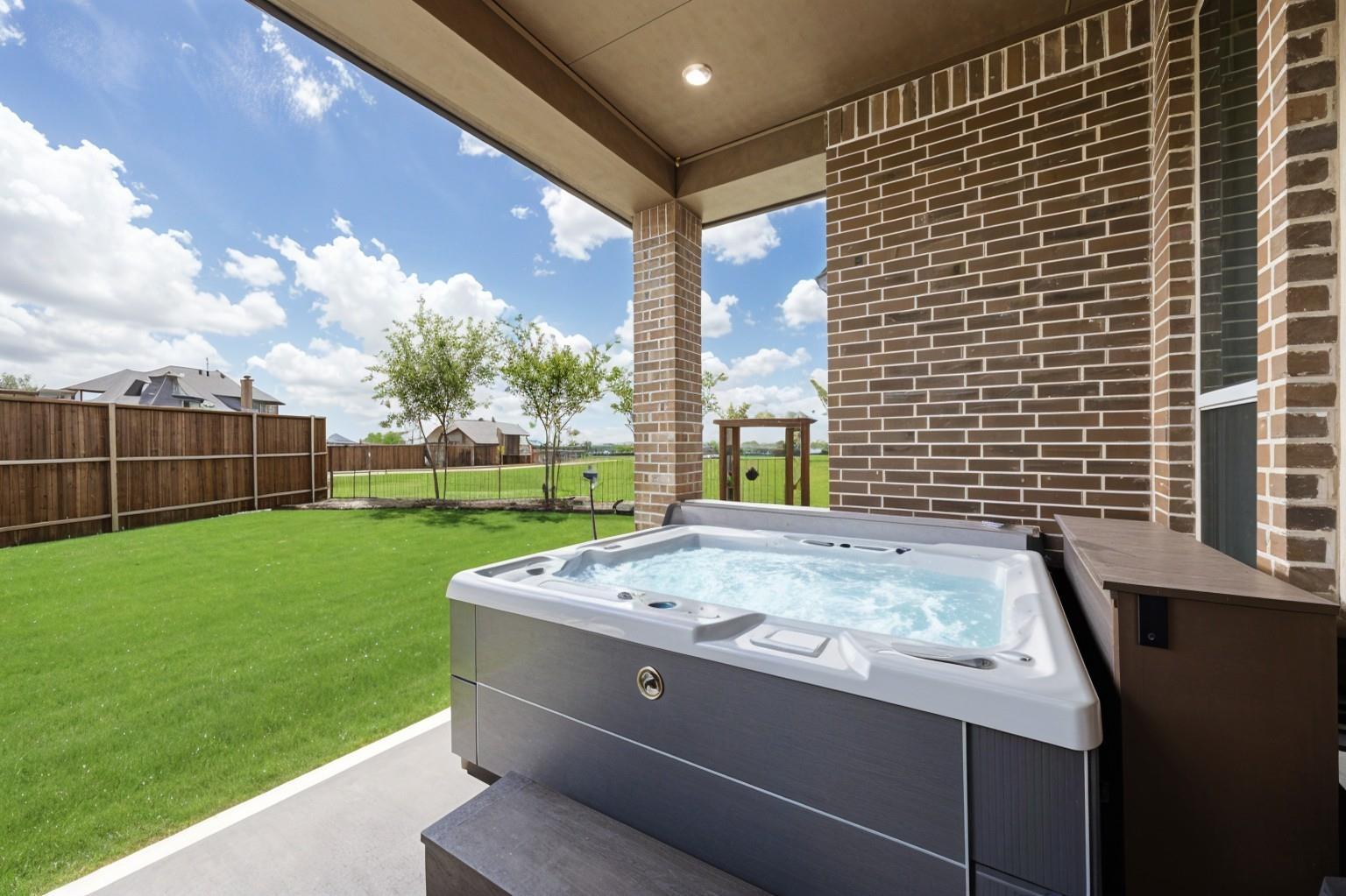 main property photo 31