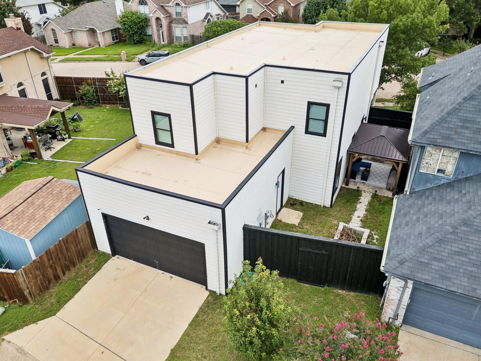 main property photo 22