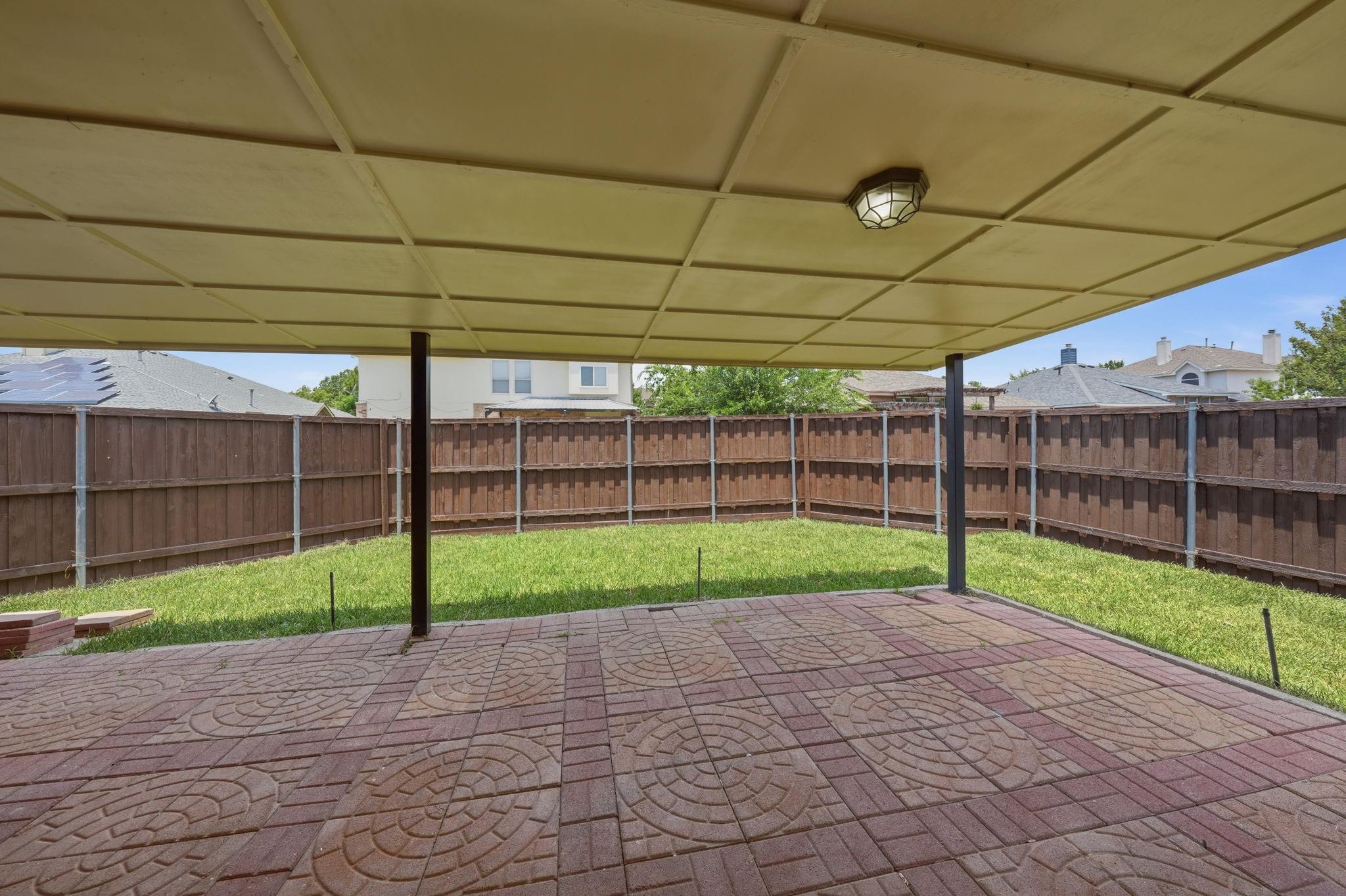 main property photo 23