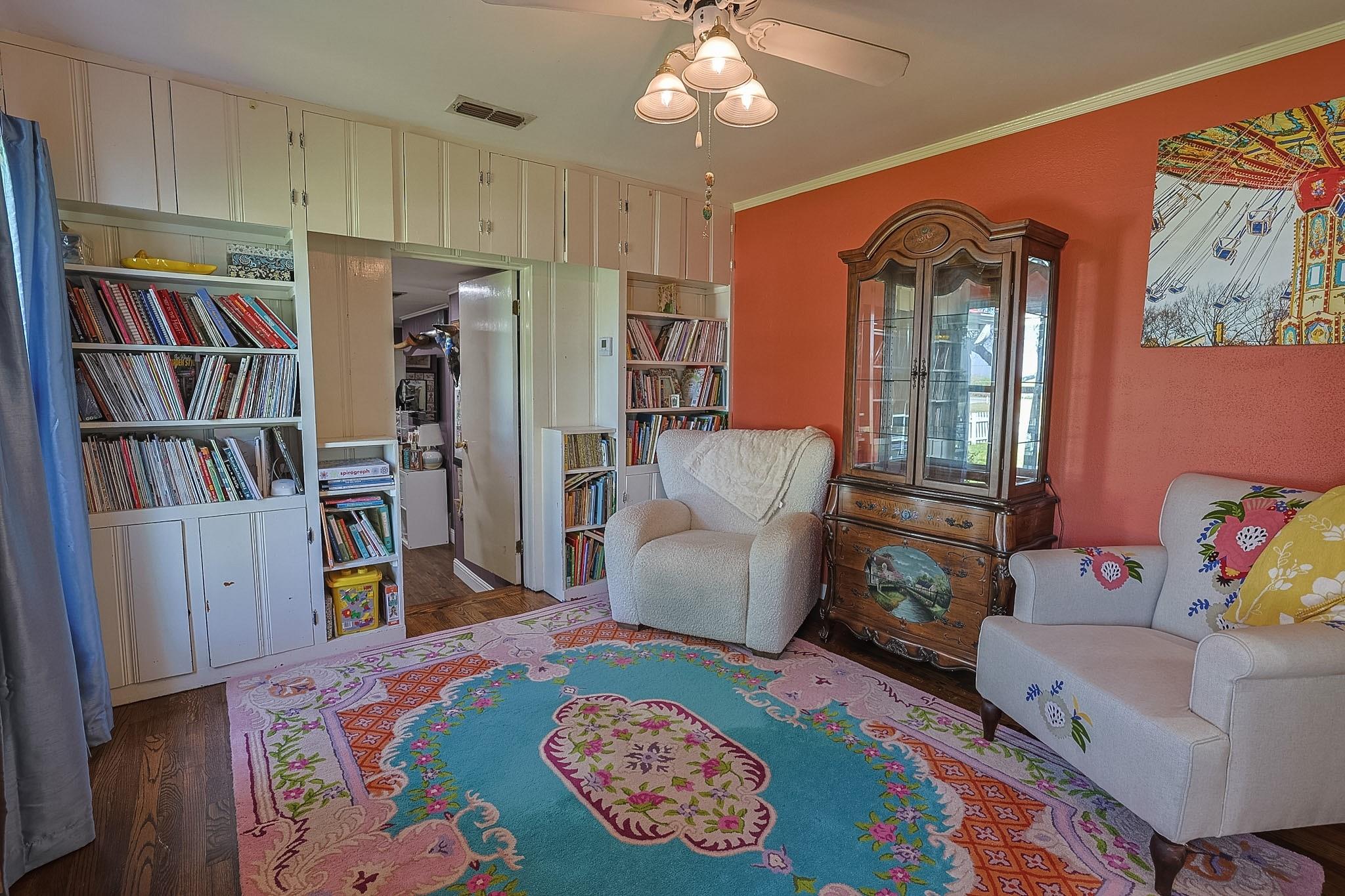 main property photo 29