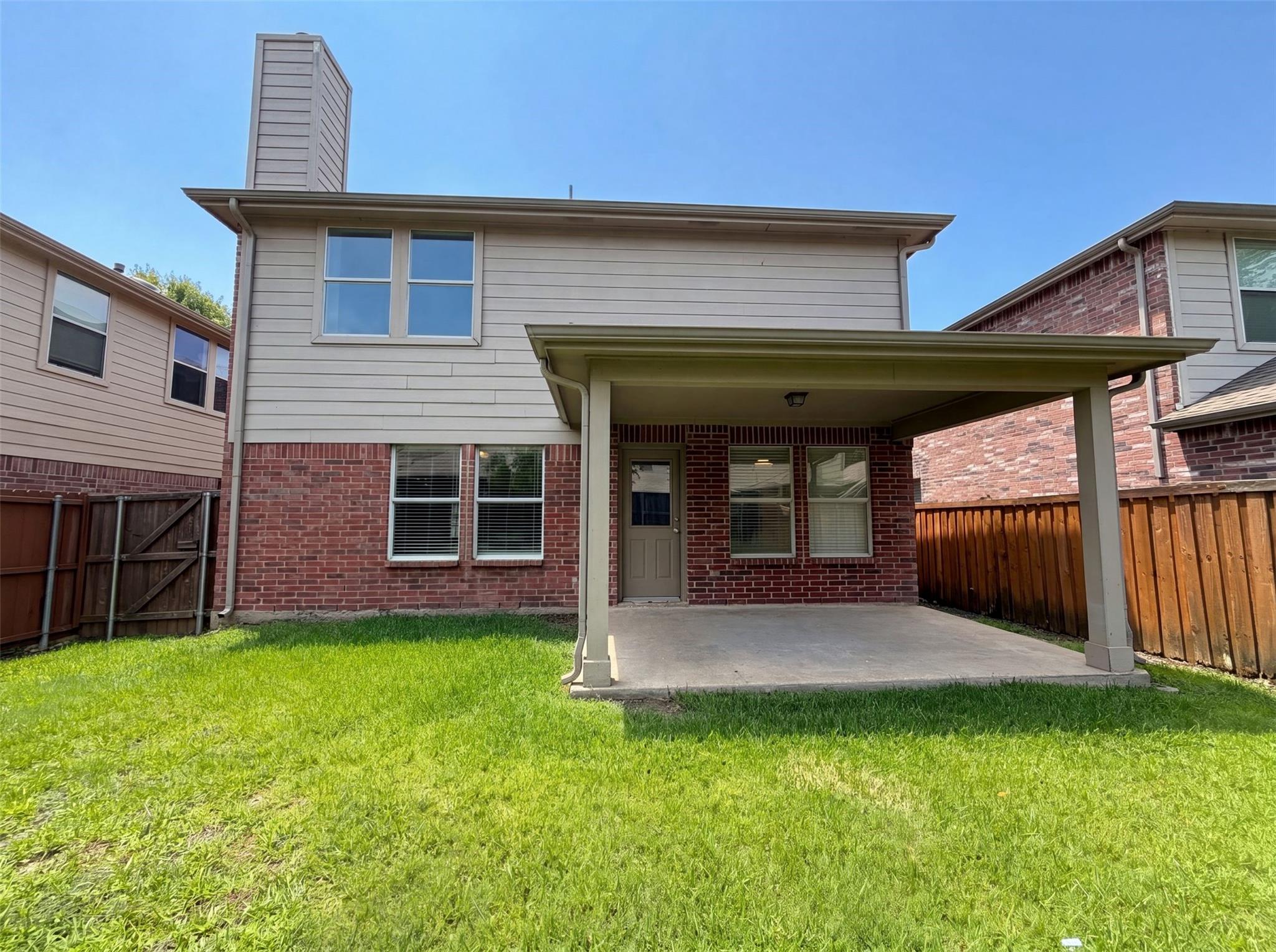 main property photo 14