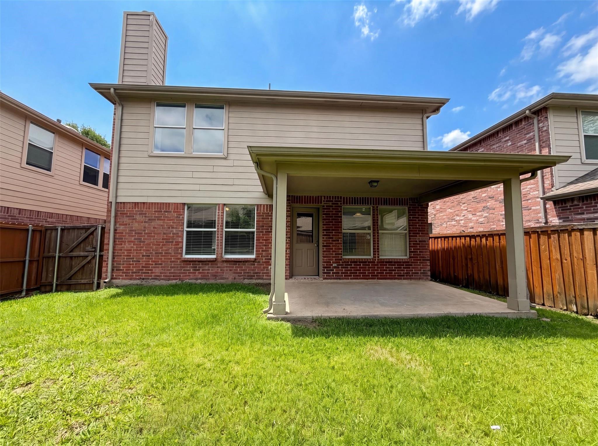 main property photo 4