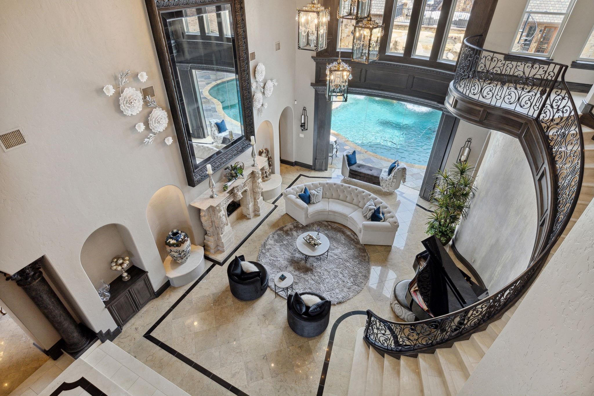 main property photo 10