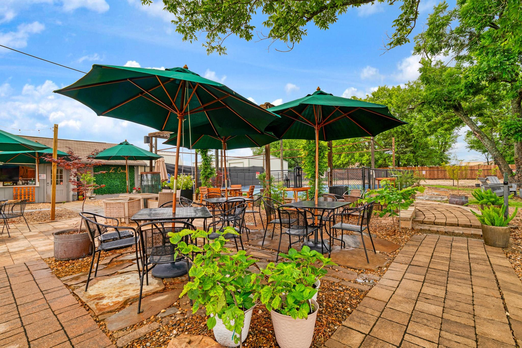 main property photo 14