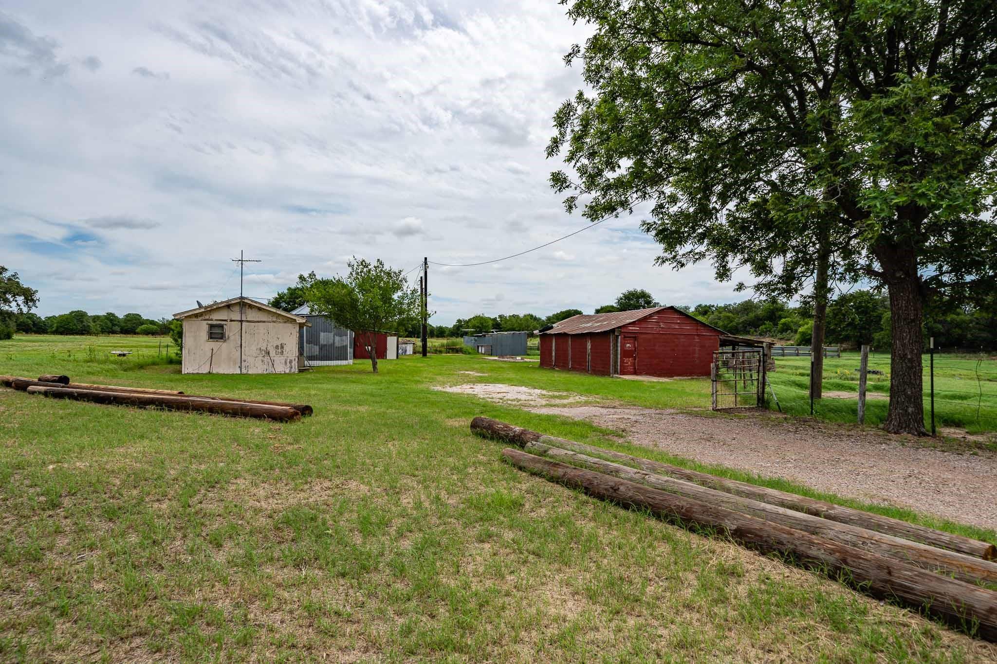 main property photo 18