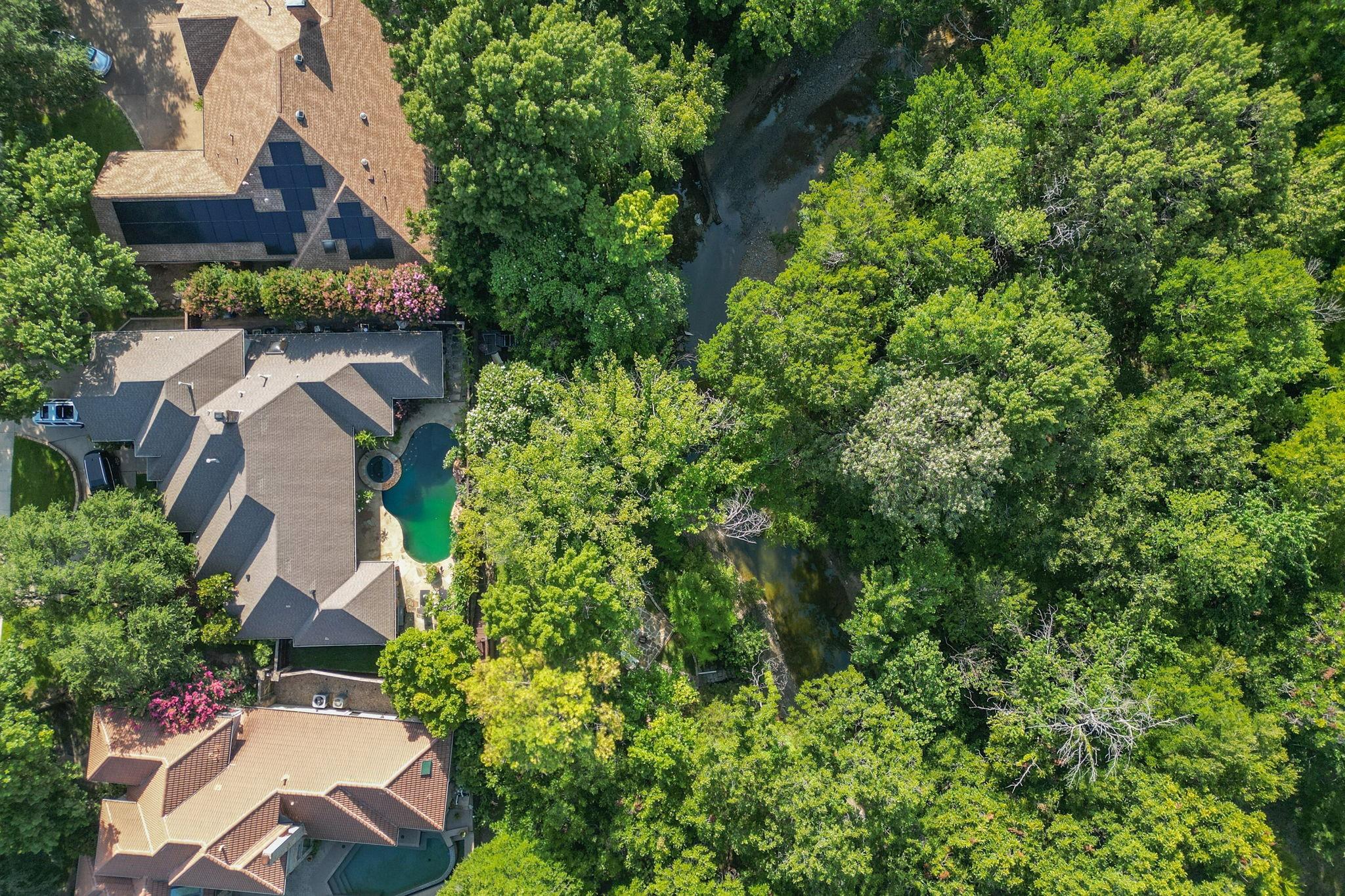 main property photo 38