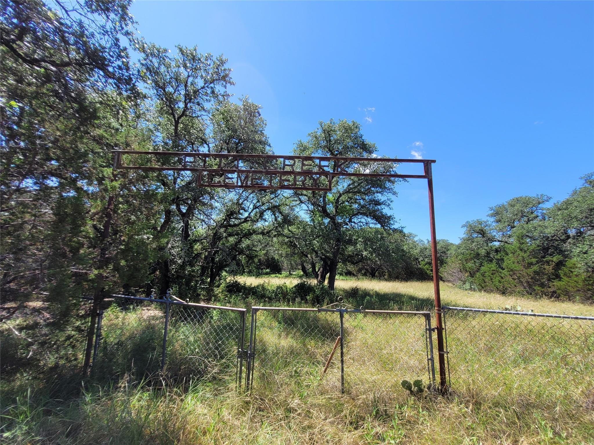 main property photo 19