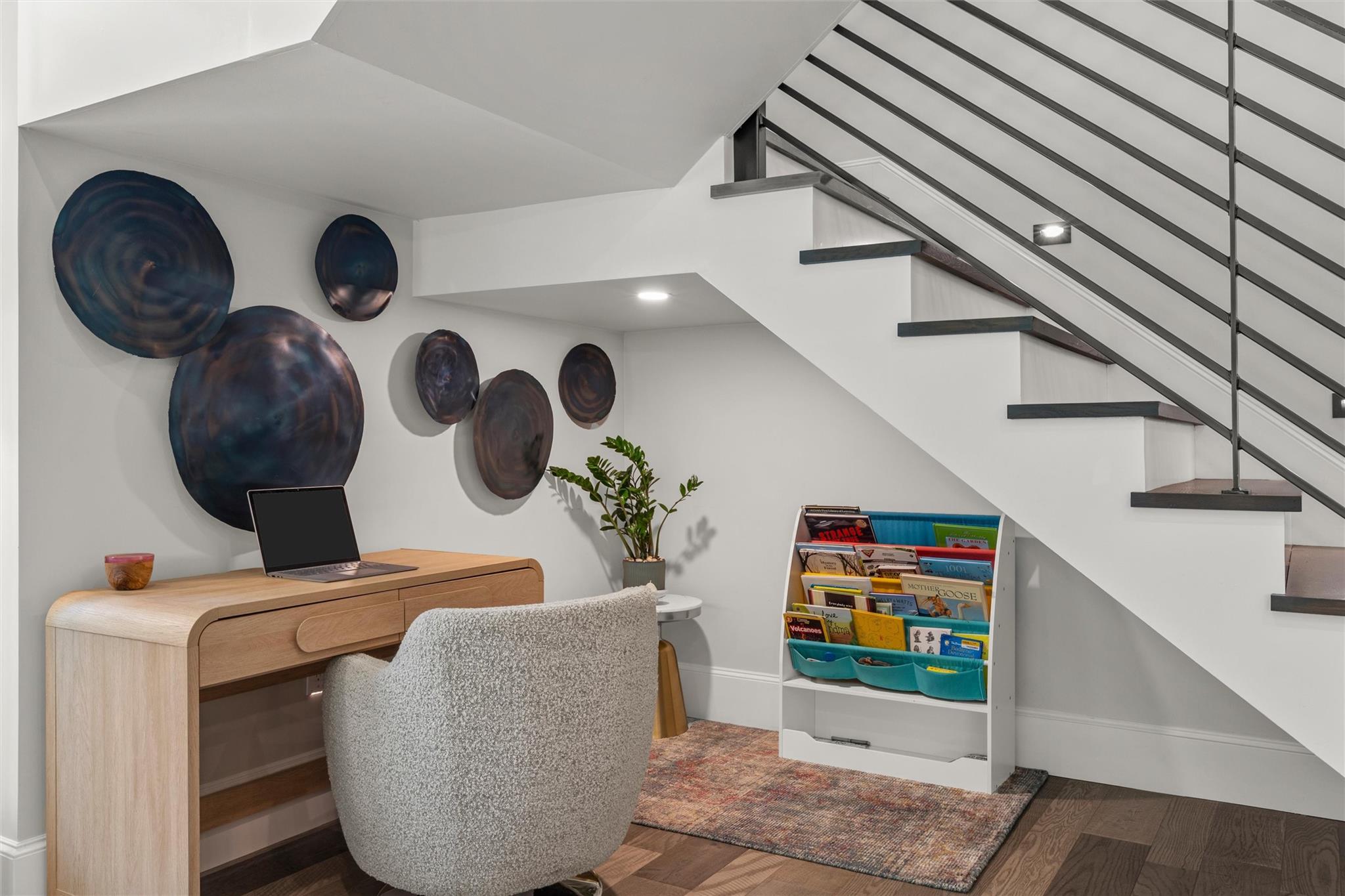 main property photo 14