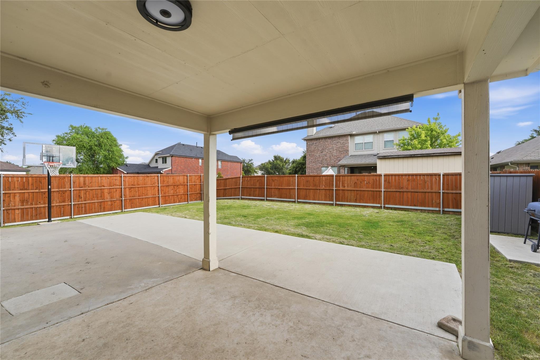main property photo 34