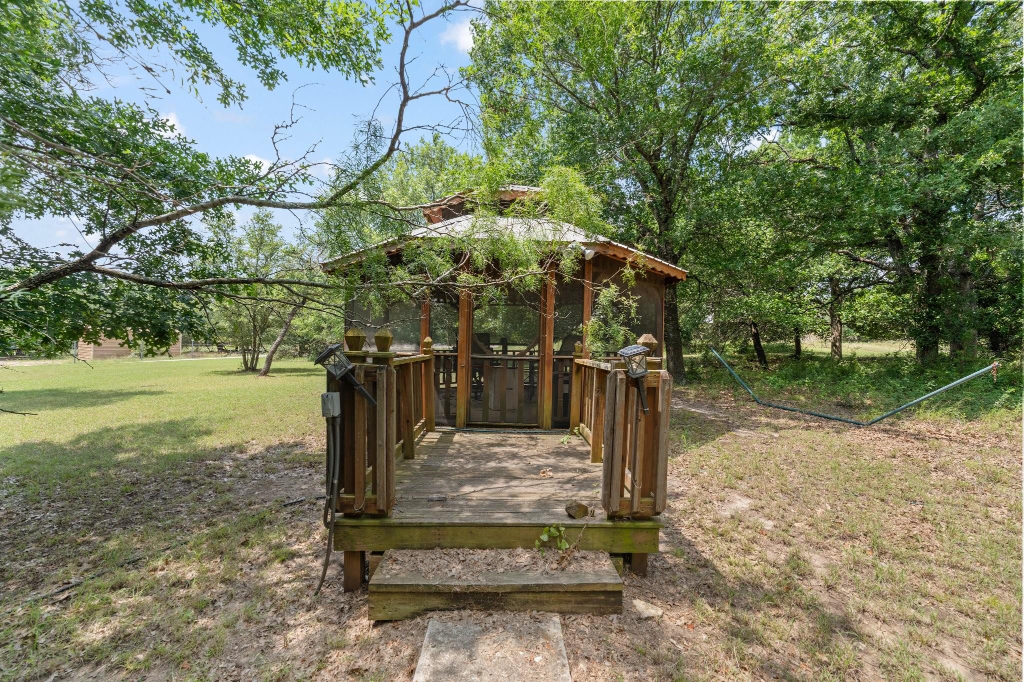 main property photo 35