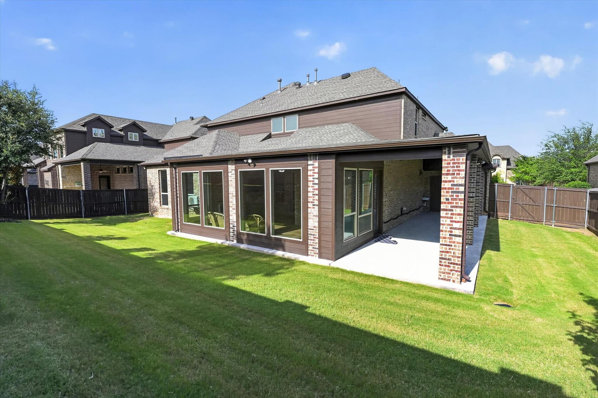 main property photo 36