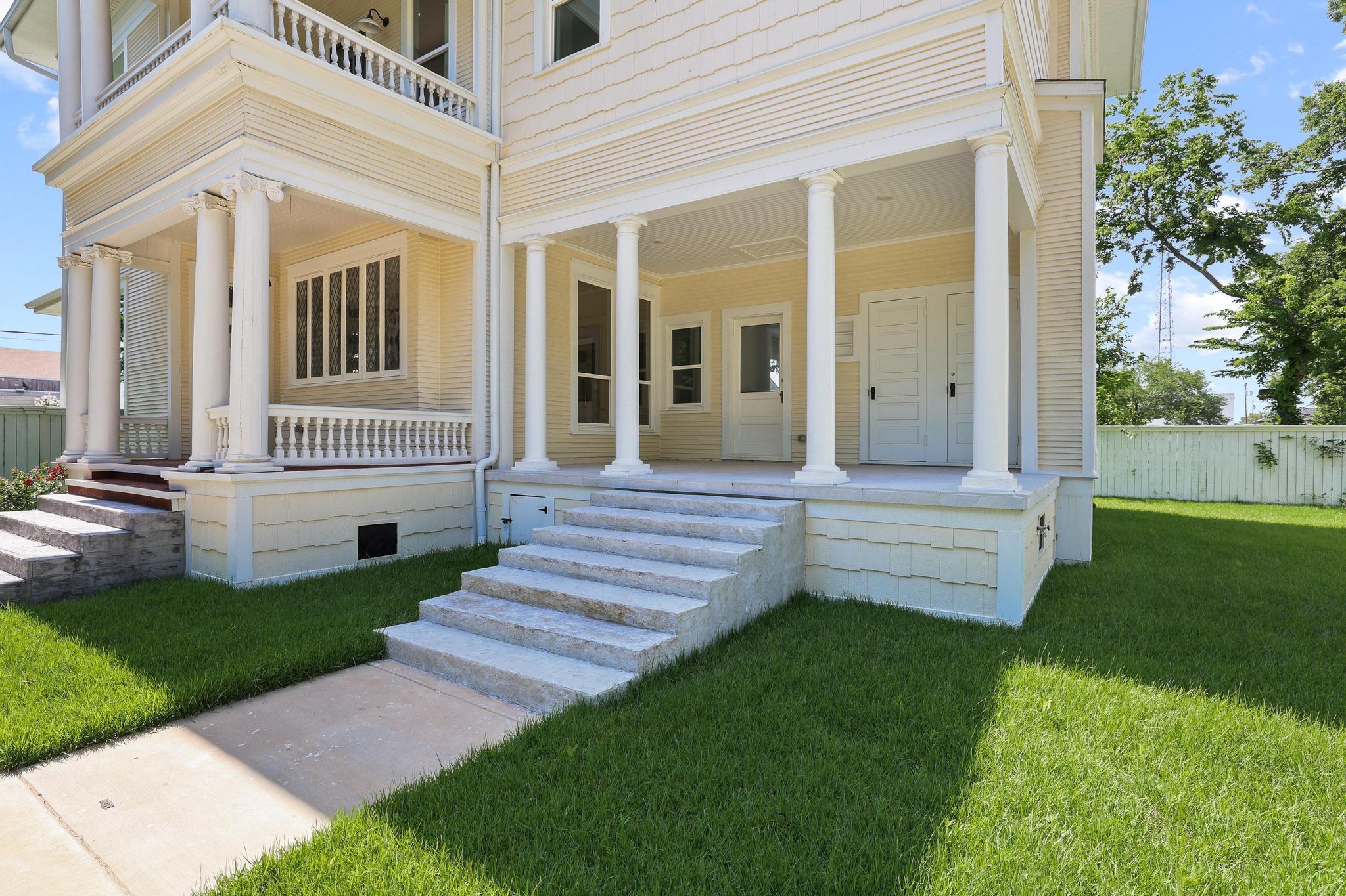 main property photo 33