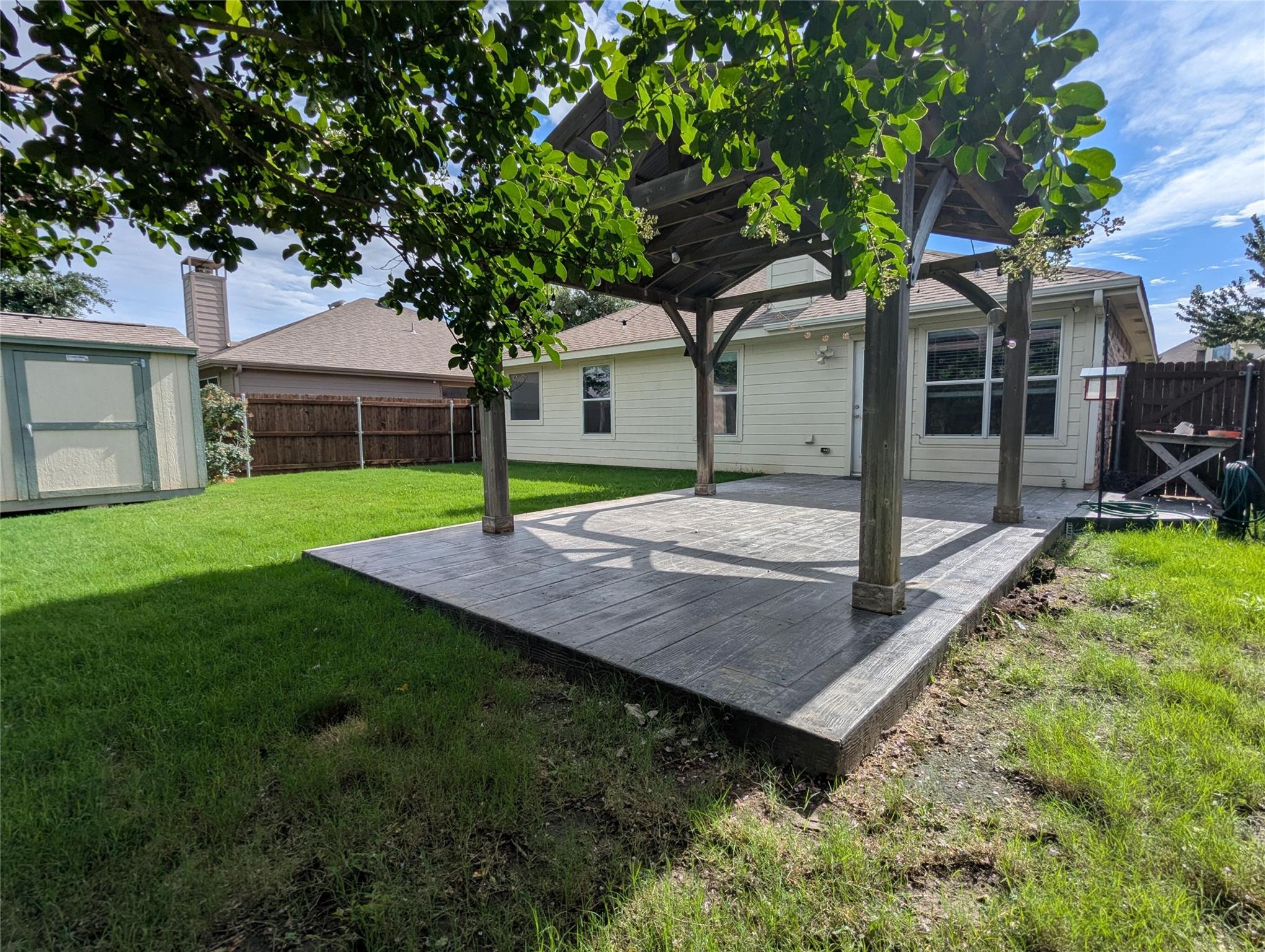 main property photo 34