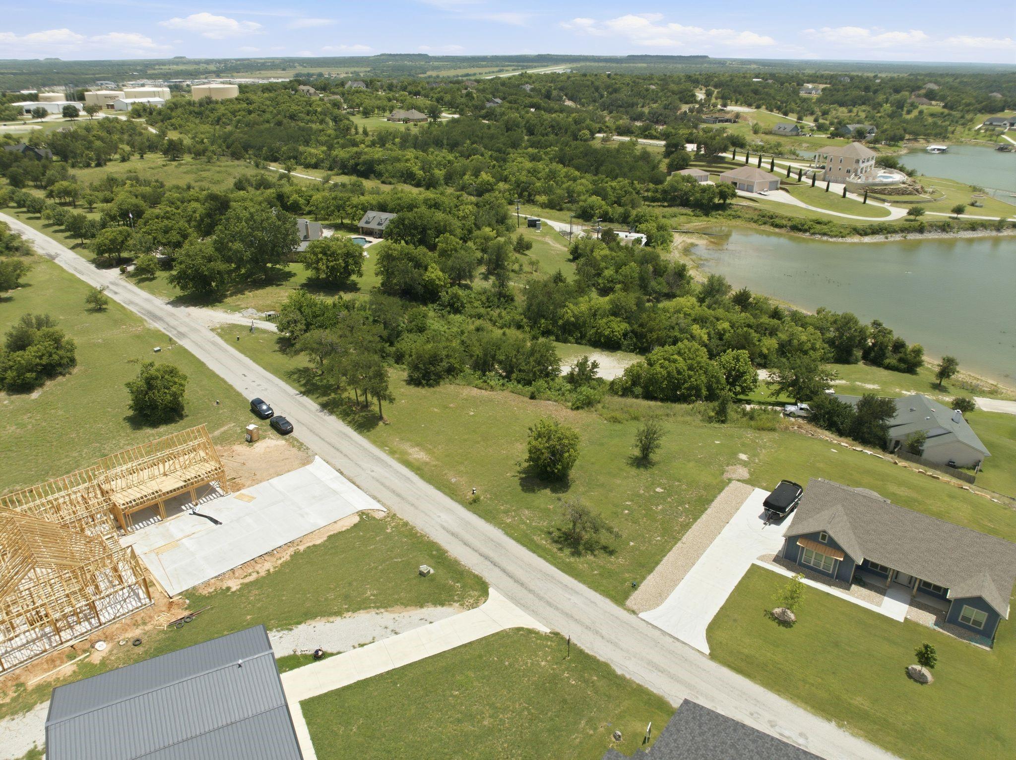 main property photo 19