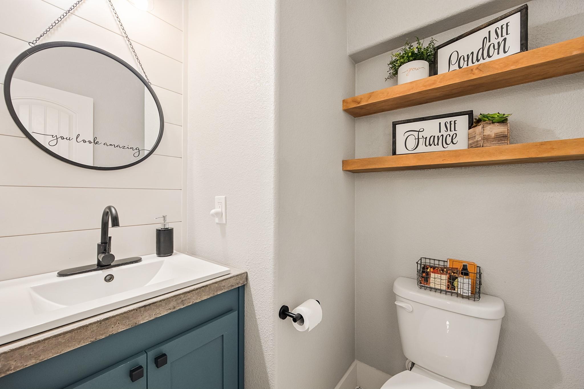 main property photo 28